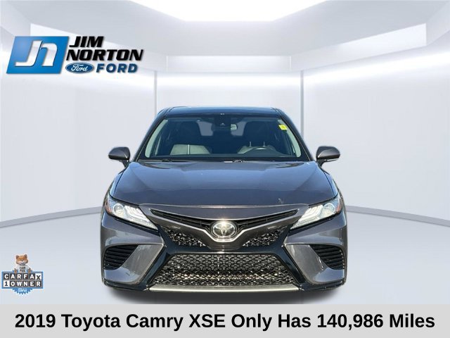 Used 2019 Toyota Camry XSE FWD image 10