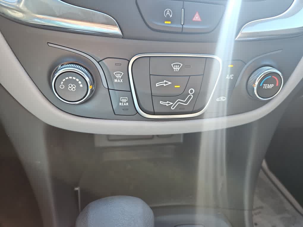 Used 2024 Chevrolet Equinox LT AWD/4WD image 17