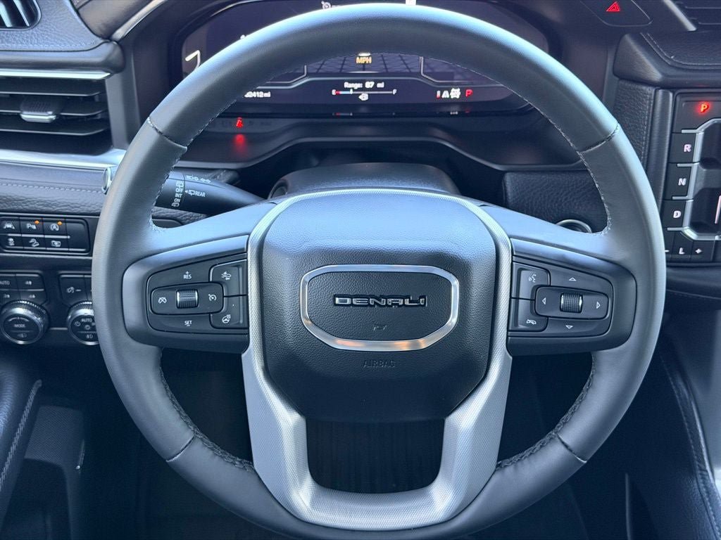 Used 2023 GMC Yukon Denali w/ Max Trailering Package AWD/4WD image 19