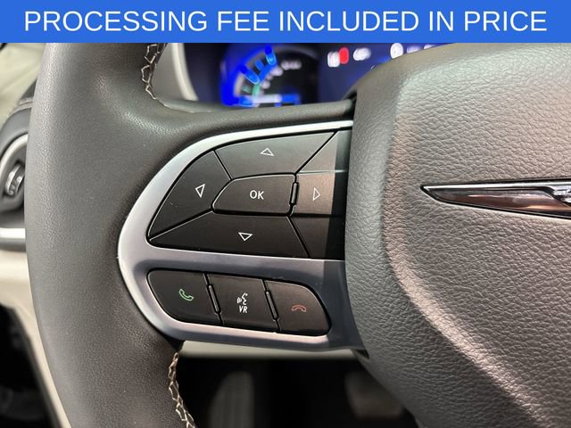 Used 2023 Chrysler Pacifica Touring-L FWD image 17