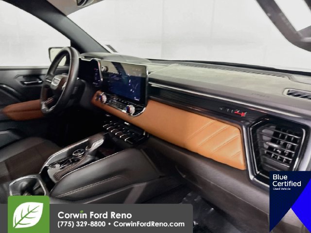 Used 2025 GMC Canyon AT4 AWD/4WD image 32