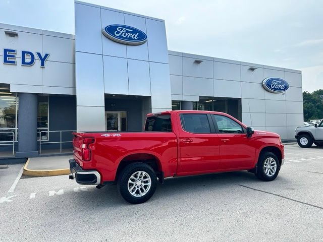 Used 2023 Chevrolet Silverado 1500 LT AWD/4WD image 17
