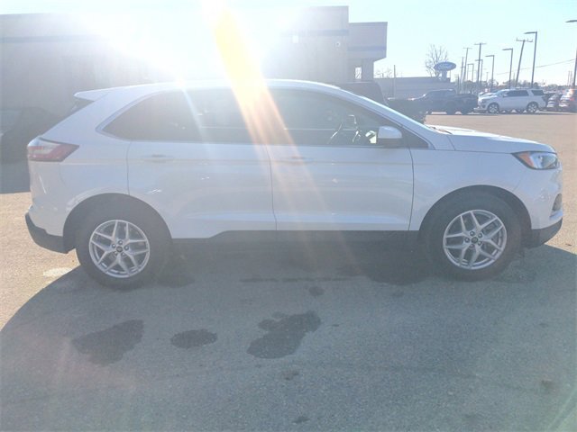 Certified 2023 Ford Edge SEL image 4