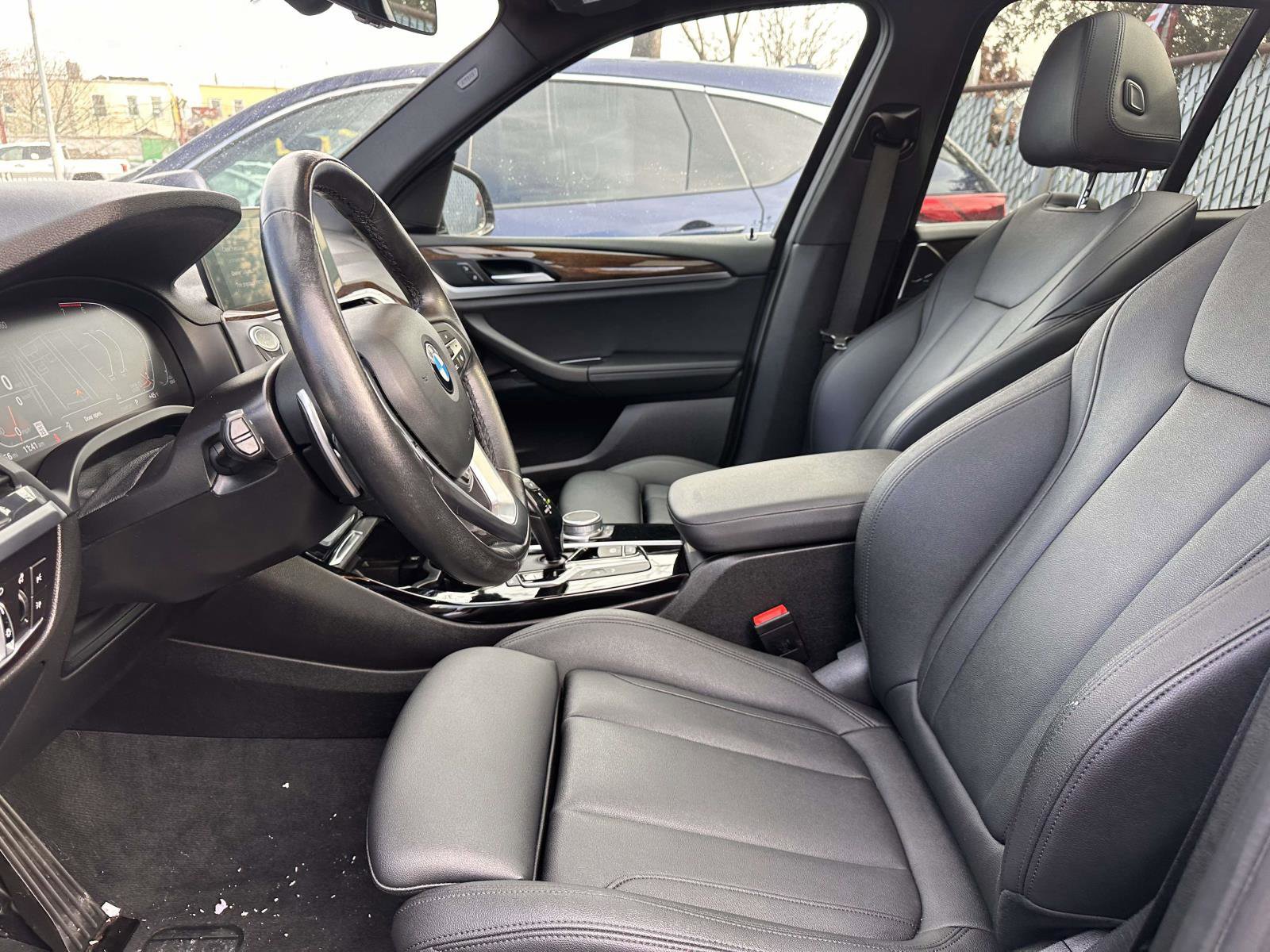 Used 2021 BMW X3 xDrive30i w/ Convenience Package image 11