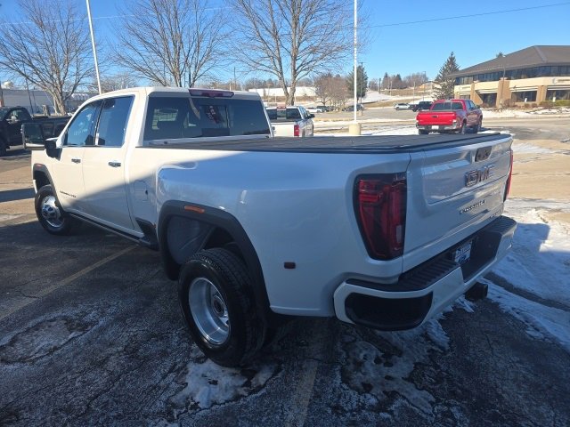 Used 2023 GMC Sierra 3500 Denali w/ Denali Ultimate Package image 3