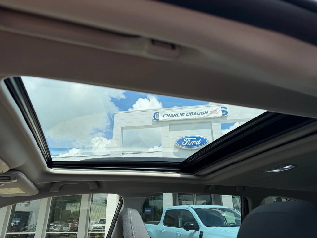 Used 2022 Subaru Forester Premium AWD/4WD image 10