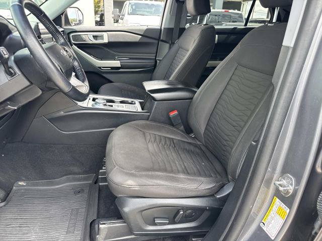 Certified 2021 Ford Explorer XLT RWD image 19