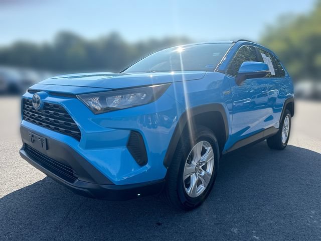 Used 2019 Toyota RAV4 LE w/ Carpet Mat Package AWD/4WD image 1