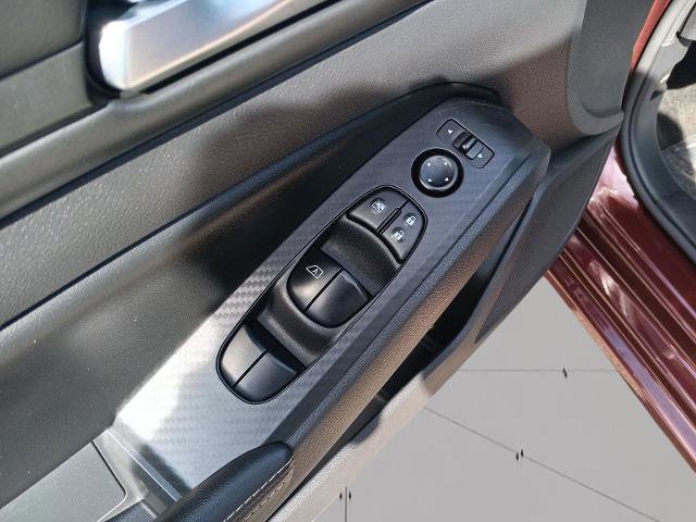 Used 2024 Nissan Altima 2.5 SV image 10