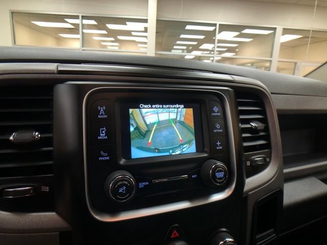 Used 2018 RAM 2500 Tradesman w/ Chrome Appearance Group image 16