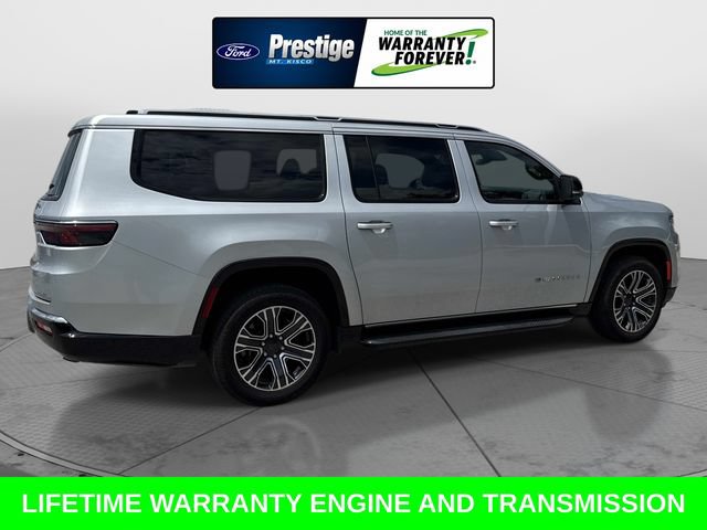 Used 2024 Jeep Wagoneer L Series II w/ Flexible Seating Group RWD image 4