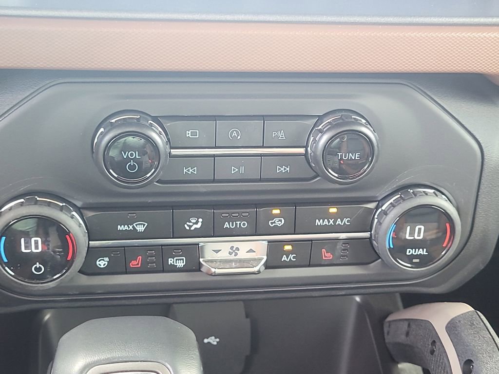 Certified 2024 Ford Bronco Outer Banks AWD/4WD image 22