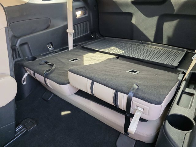 Certified 2023 Ford Explorer XLT w/ Equipment Group 202A RWD image 12