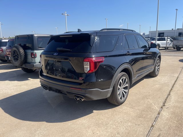 Certified 2020 Ford Explorer ST w/ Premium Technology Package AWD/4WD image 3