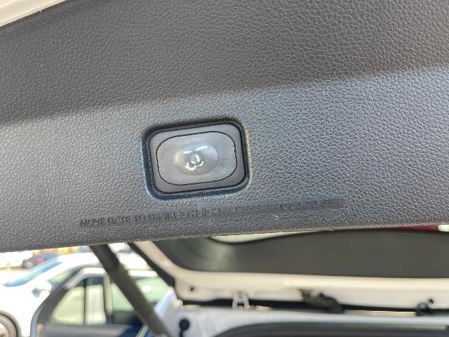 Certified 2016 Ford Explorer XLT w/ Equipment Group 202A image 22