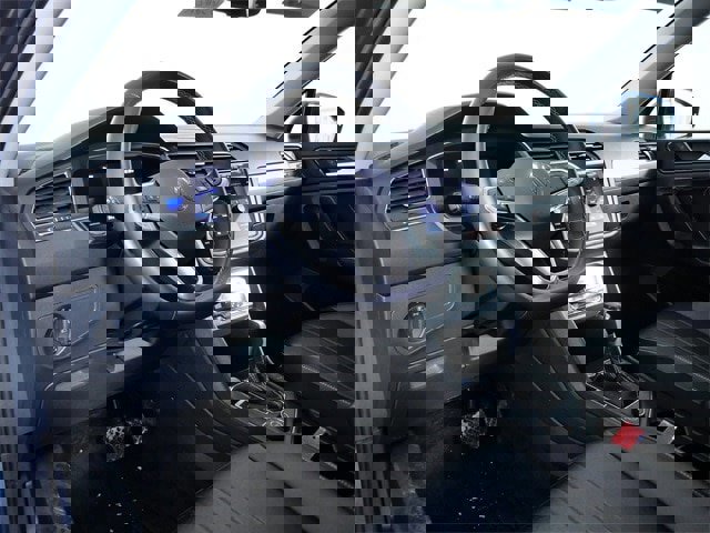 Used 2022 Volkswagen Tiguan SE image 16