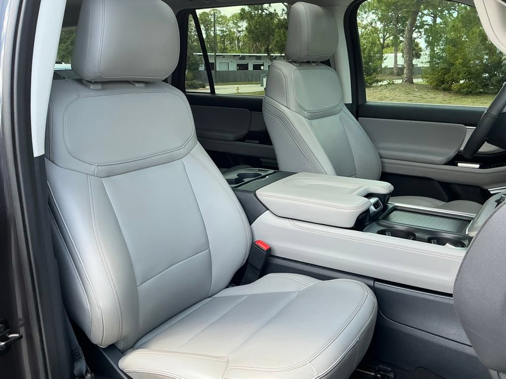 Certified 2025 Ford Expedition Max Active AWD/4WD image 14
