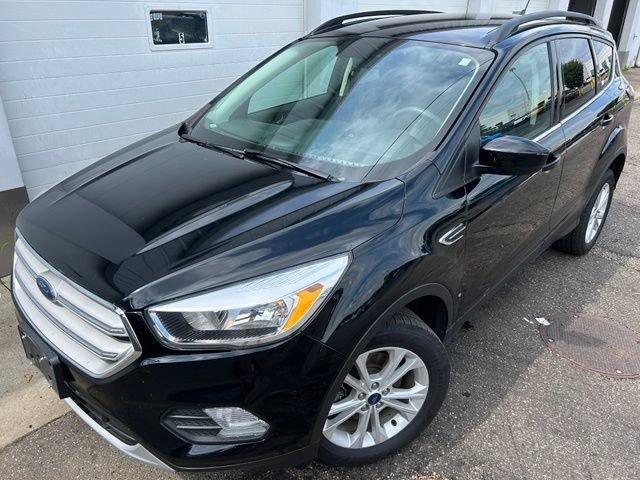 Certified 2018 Ford Escape SE w/ SE Sync 3 Package