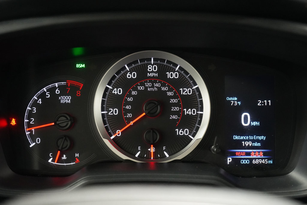 Used 2020 Toyota Corolla SE w/ SE Premium Package FWD image 18