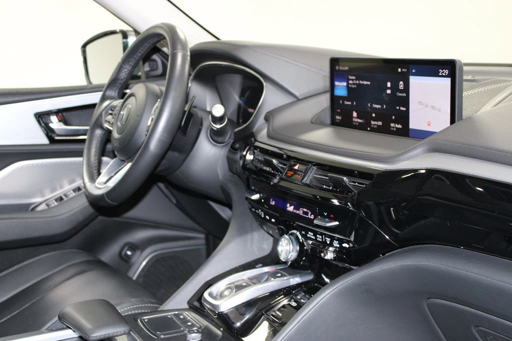 Used 2023 Acura MDX SH-AWD w/ Technology Package image 32
