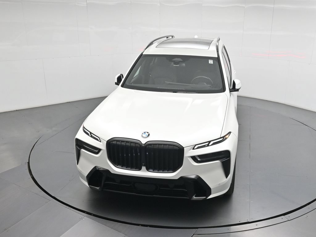 Used 2025 BMW X7 xDrive40i w/ M Sport Package AWD/4WD image 38