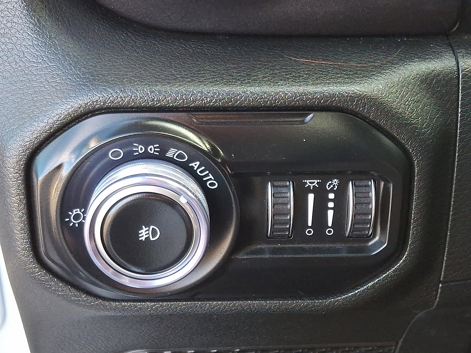 Used 2020 Jeep Wrangler Unlimited Sport image 22