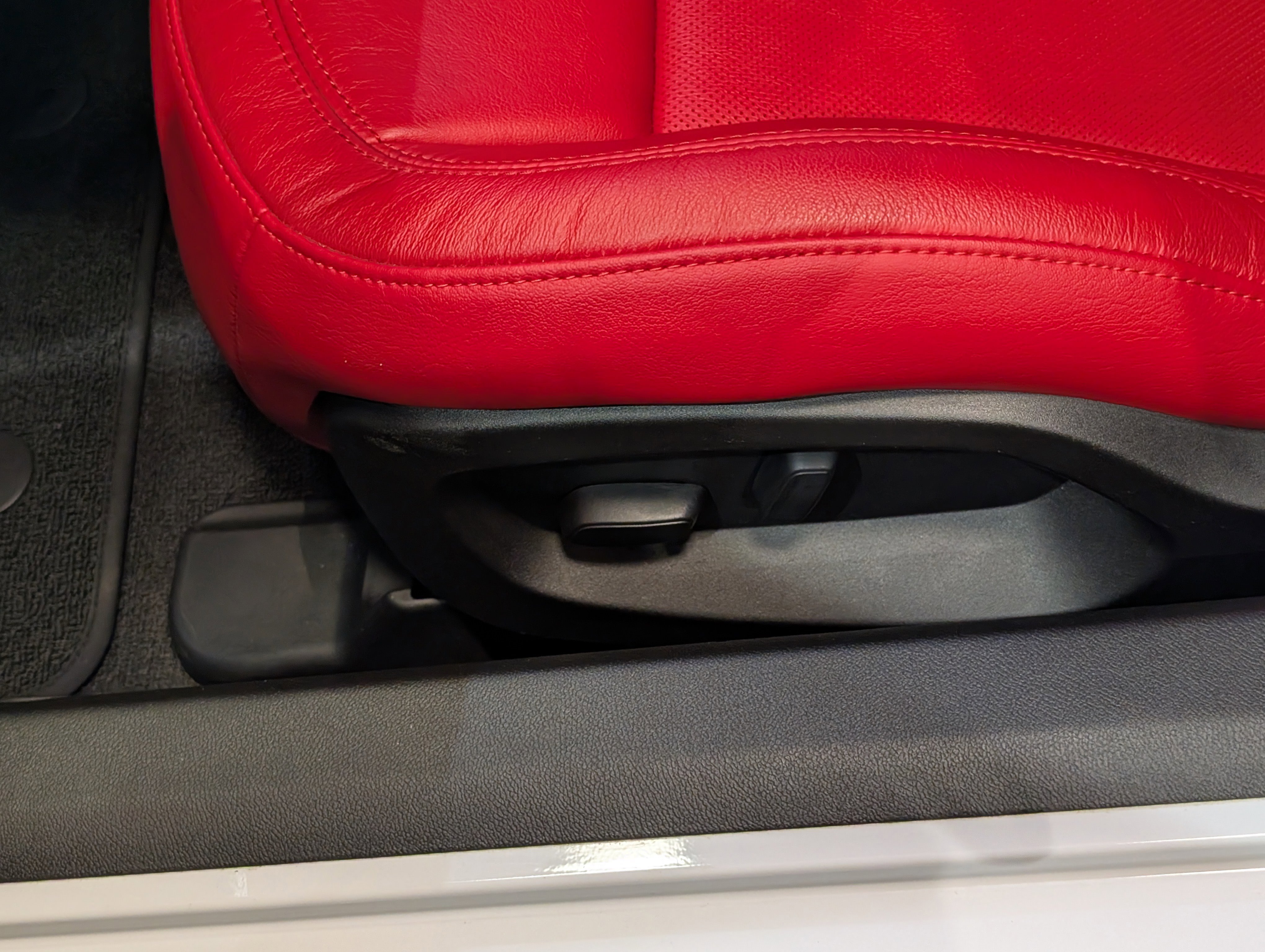 Used 2019 Chevrolet Corvette Grand Sport w/ Battery Protection Package image 14