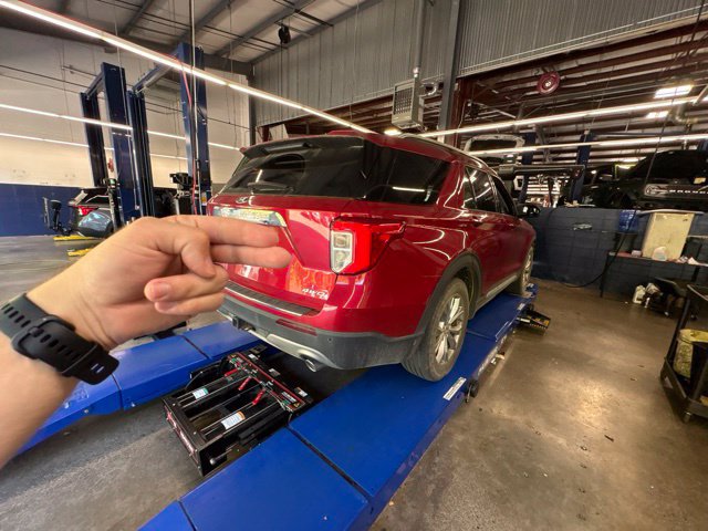 Certified 2021 Ford Explorer Limited w/ Equipment Group 301A AWD/4WD image 15