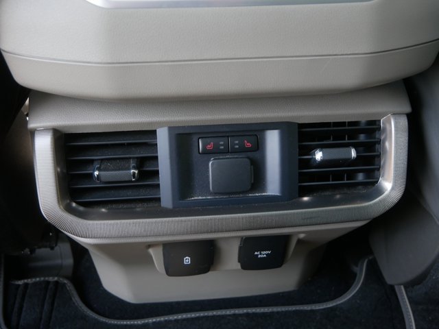 Certified 2024 Ford F150 Platinum w/ Equipment Group 703A Plus AWD/4WD image 20