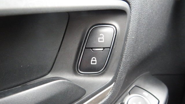 Certified 2022 Ford Escape SE w/ SE Sport Appearance Package image 26