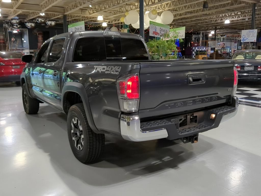 Used 2021 Toyota Tacoma TRD Off-Road AWD/4WD image 10