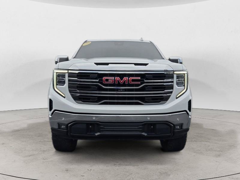 Used 2022 GMC Sierra 1500 SLT w/ SLT Premium Plus Package AWD/4WD image 8