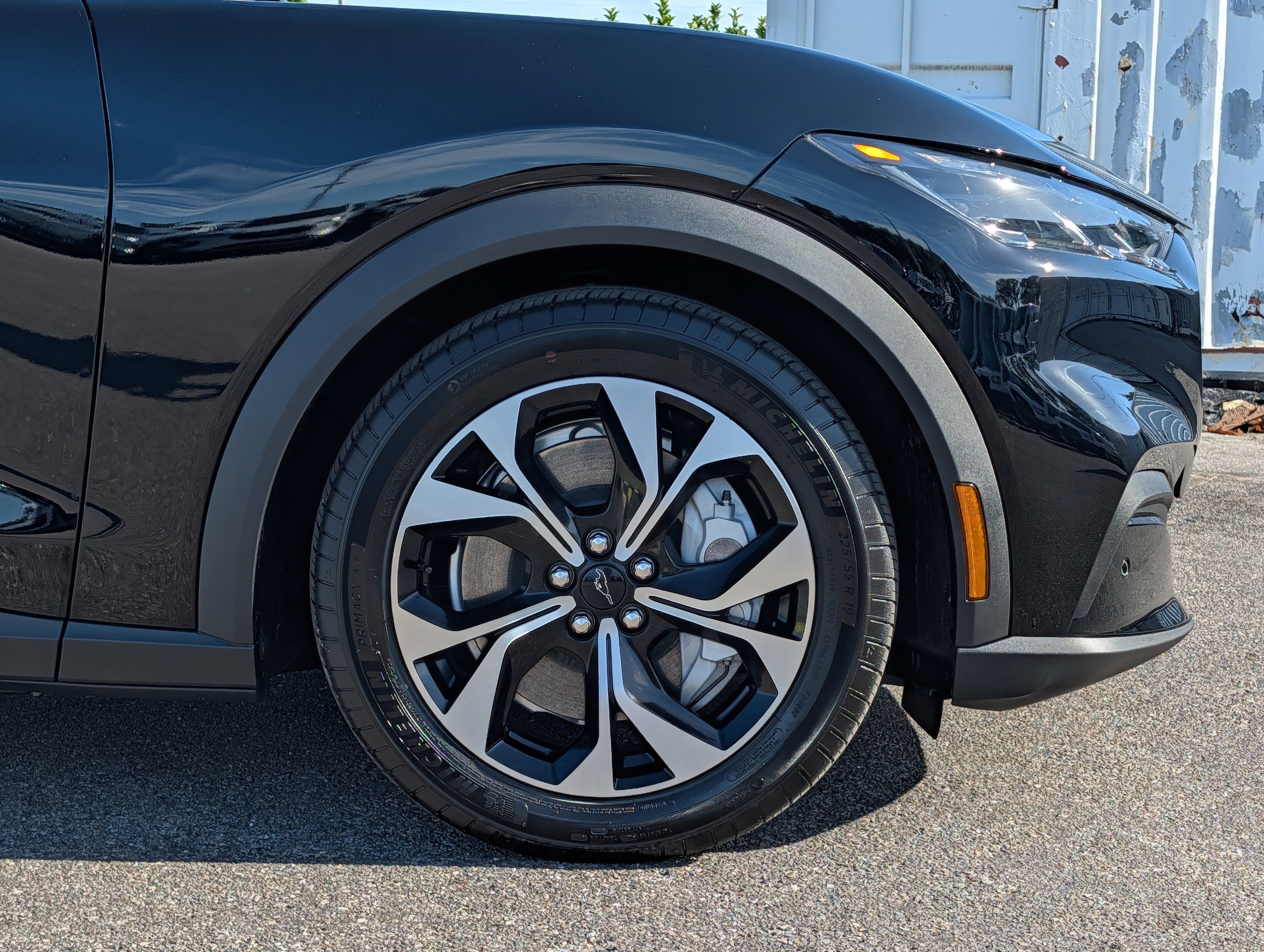 Certified 2025 Ford Mustang Mach-E Select RWD image 11