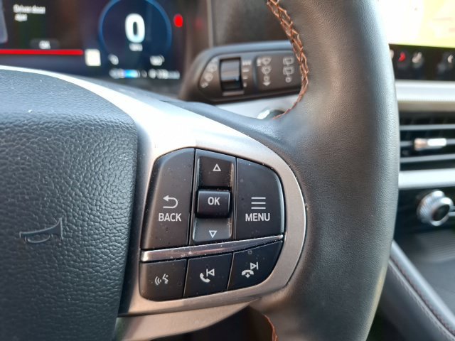 Certified 2025 Ford Explorer Active w/ Active Comfort Package RWD image 19