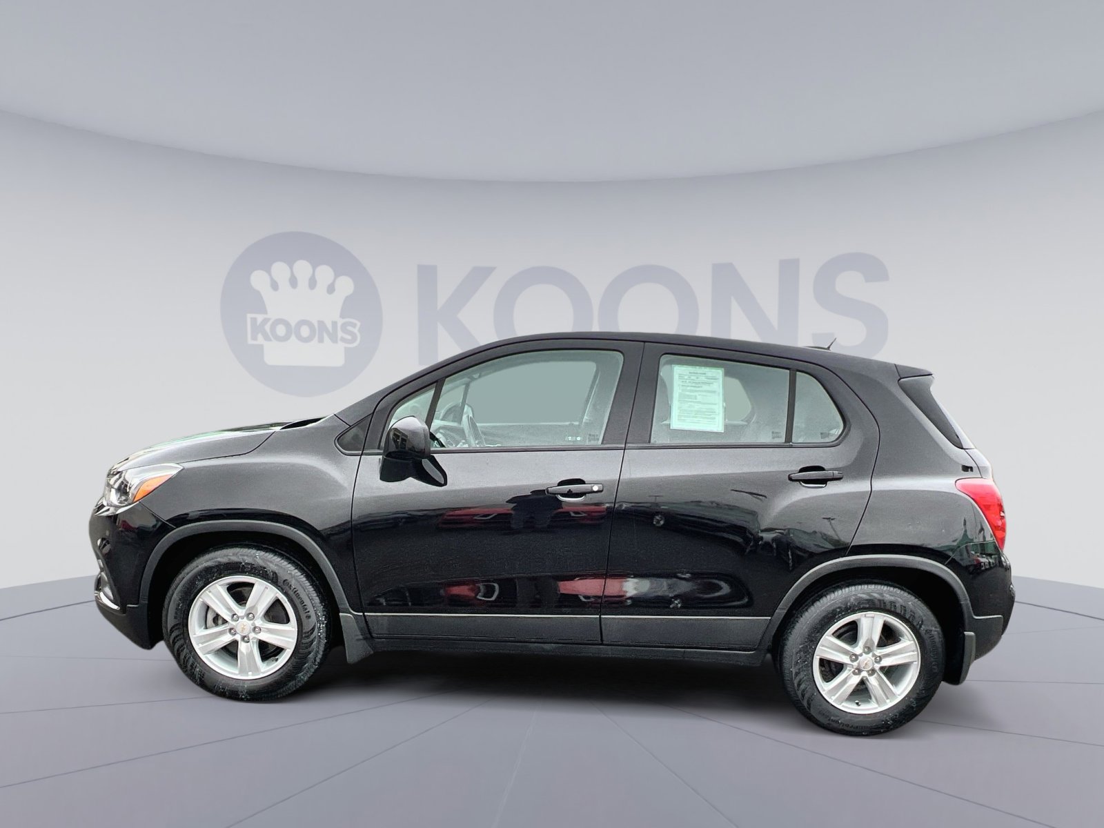 Used 2020 Chevrolet Trax LS w/ LPO, Protection Package FWD image 2