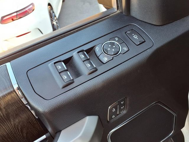 Certified 2020 Ford F450 Lariat w/ Lariat Ultimate Package AWD/4WD image 17