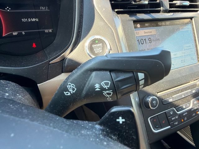 Certified 2018 Ford Fusion SE w/ Fusion SE Technology Package FWD image 38