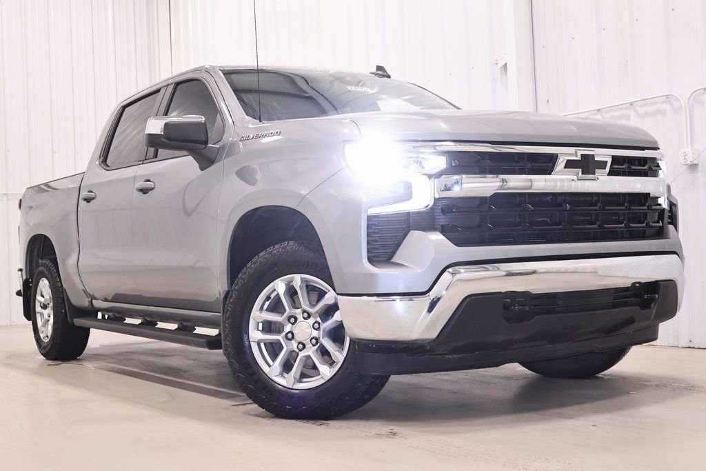 Used 2024 Chevrolet Silverado 1500 LT image 11