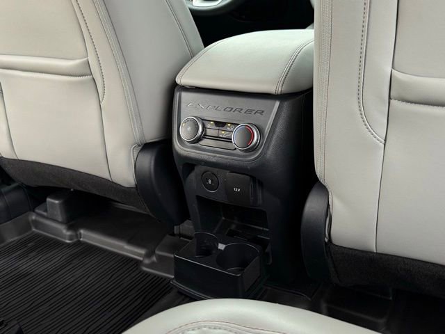 Certified 2025 Ford Explorer Active w/ Active Comfort Package AWD/4WD image 21