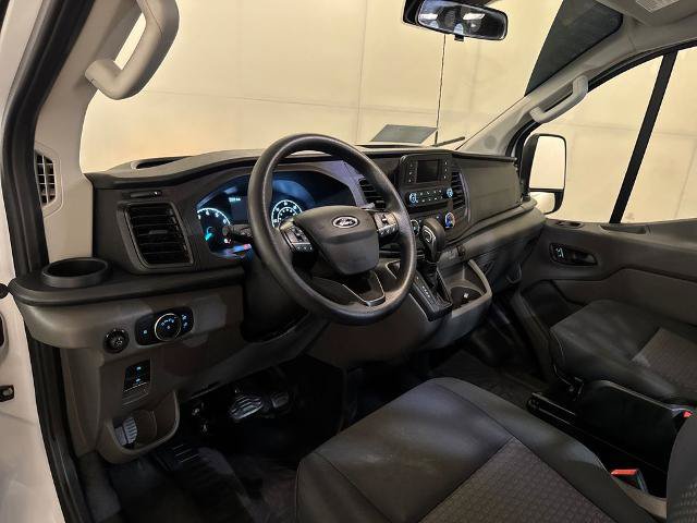 Certified 2025 Ford Transit 250 Low Roof w/ Exterior Upgrade Package RWD image 5