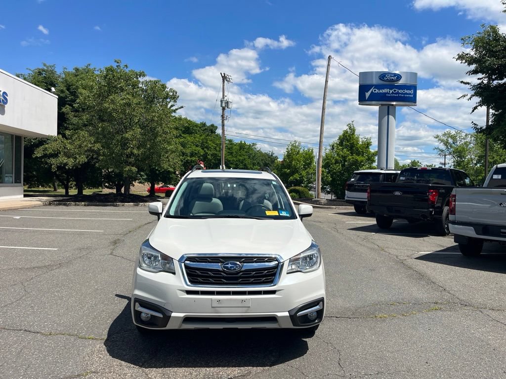 Used 2017 Subaru Forester 2.5i Limited AWD/4WD image 2