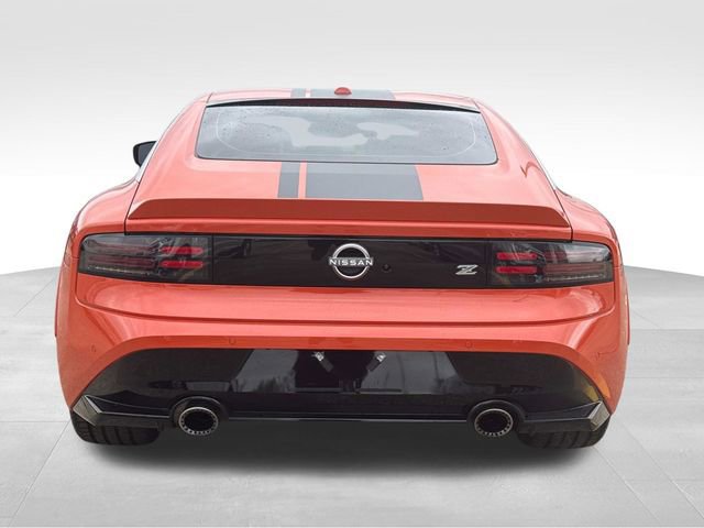 Used 2024 Nissan Z Performance w/ Heritage Edition image 4