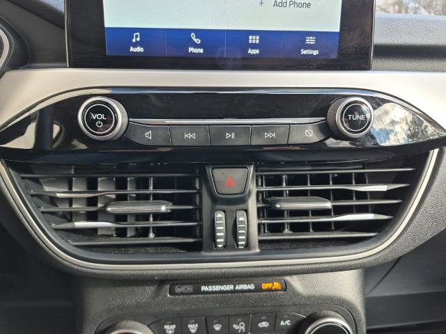 Certified 2020 Ford Escape SE image 27