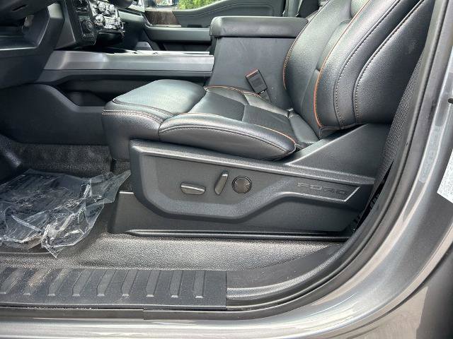 Certified 2025 Ford F250 Lariat w/ Lariat Ultimate Package AWD/4WD image 16
