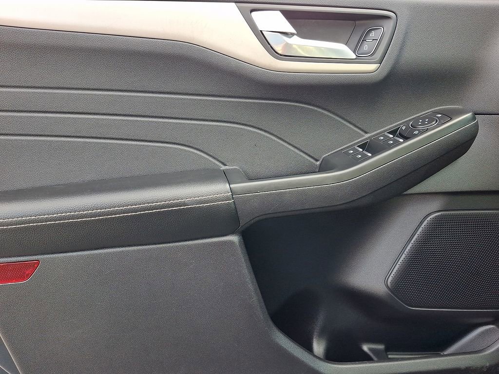 Certified 2022 Ford Escape SEL image 13