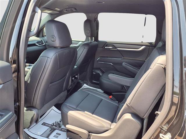 Used 2026 GMC Acadia Elevation w/ Elevation Premium Package AWD/4WD image 18