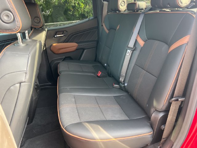 Used 2026 GMC Canyon AT4 AWD/4WD image 34