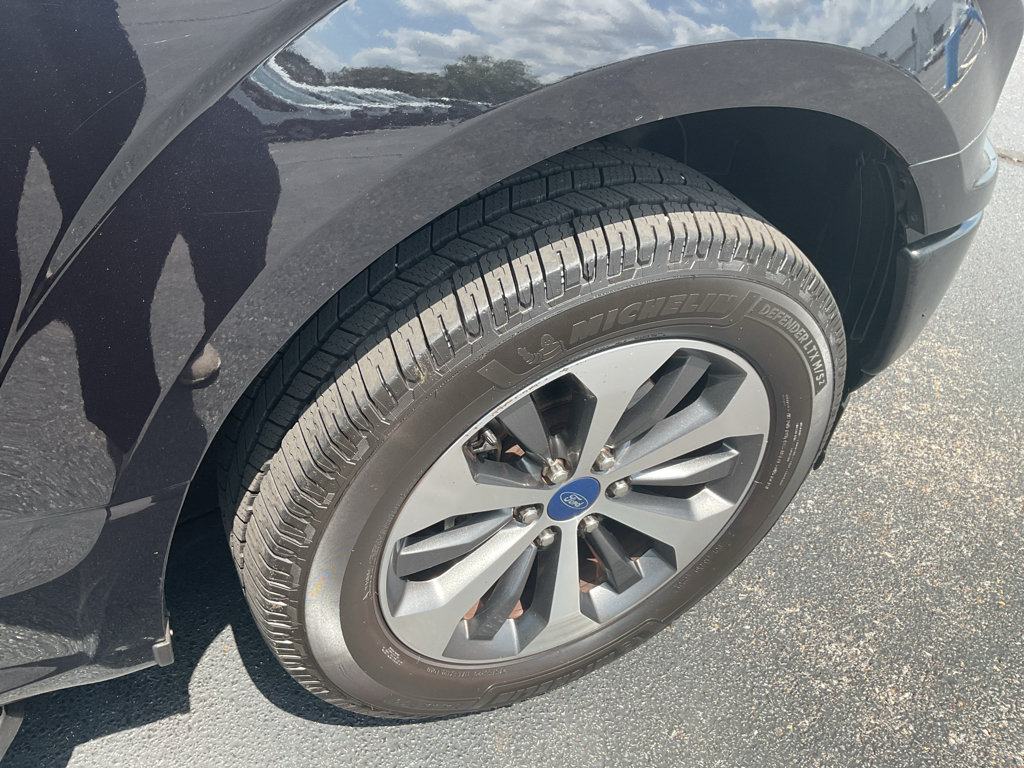 Certified 2019 Ford F150 XL w/ Equipment Group 101A Mid RWD image 9