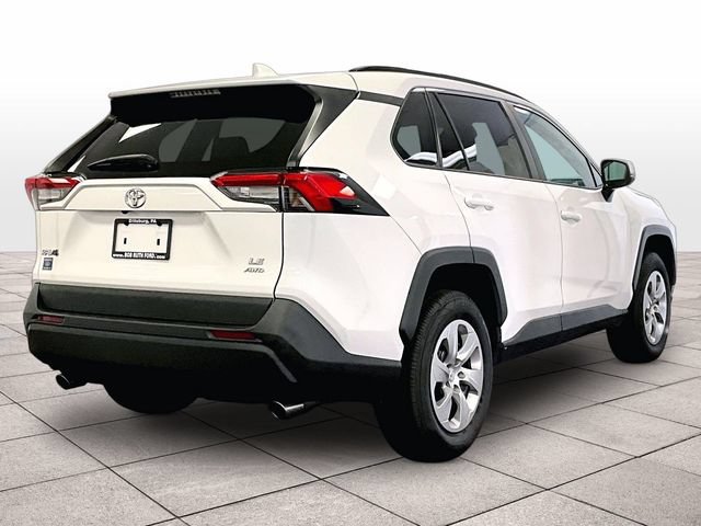 Used 2021 Toyota RAV4 LE AWD/4WD image 11