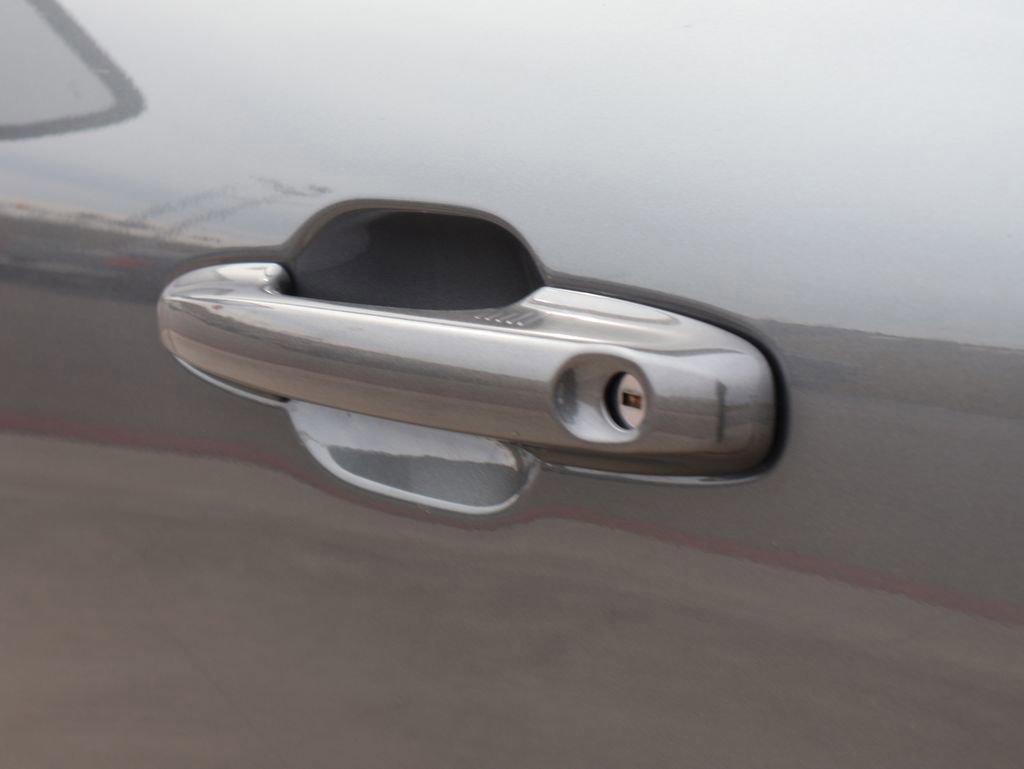 Certified 2025 Ford Escape Platinum image 21